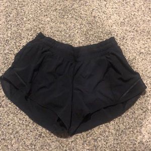 Lululemon Hotty Hot Shorts 2.5 Inch